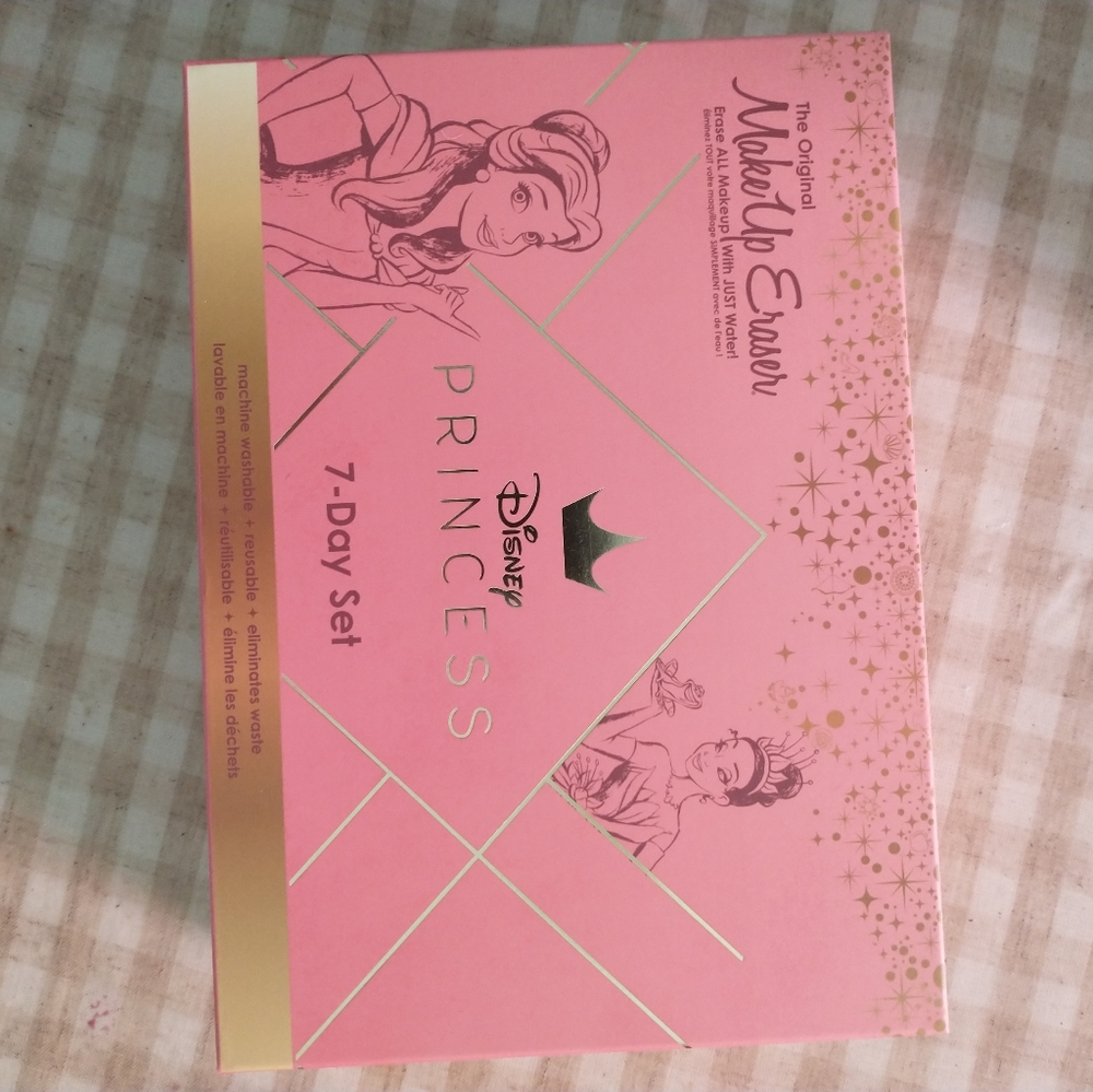 NEW Makeup eraser Disney princess 7 day set
